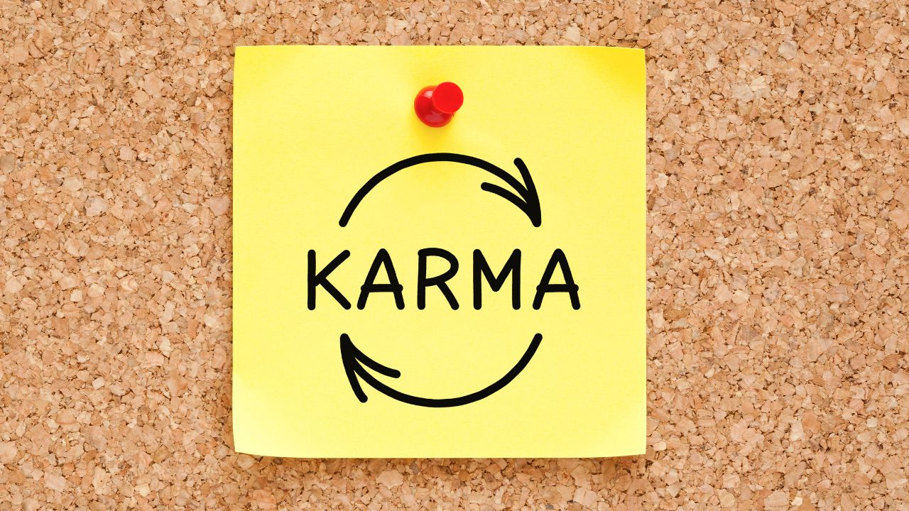 Leia mais sobre o artigo Qual é o verdadeiro significado de Karma?